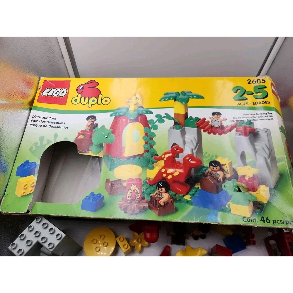 vintage Lego 2605 DUPLO Dinosaur Park  41 pieces With Figures Box Dinos Figurine